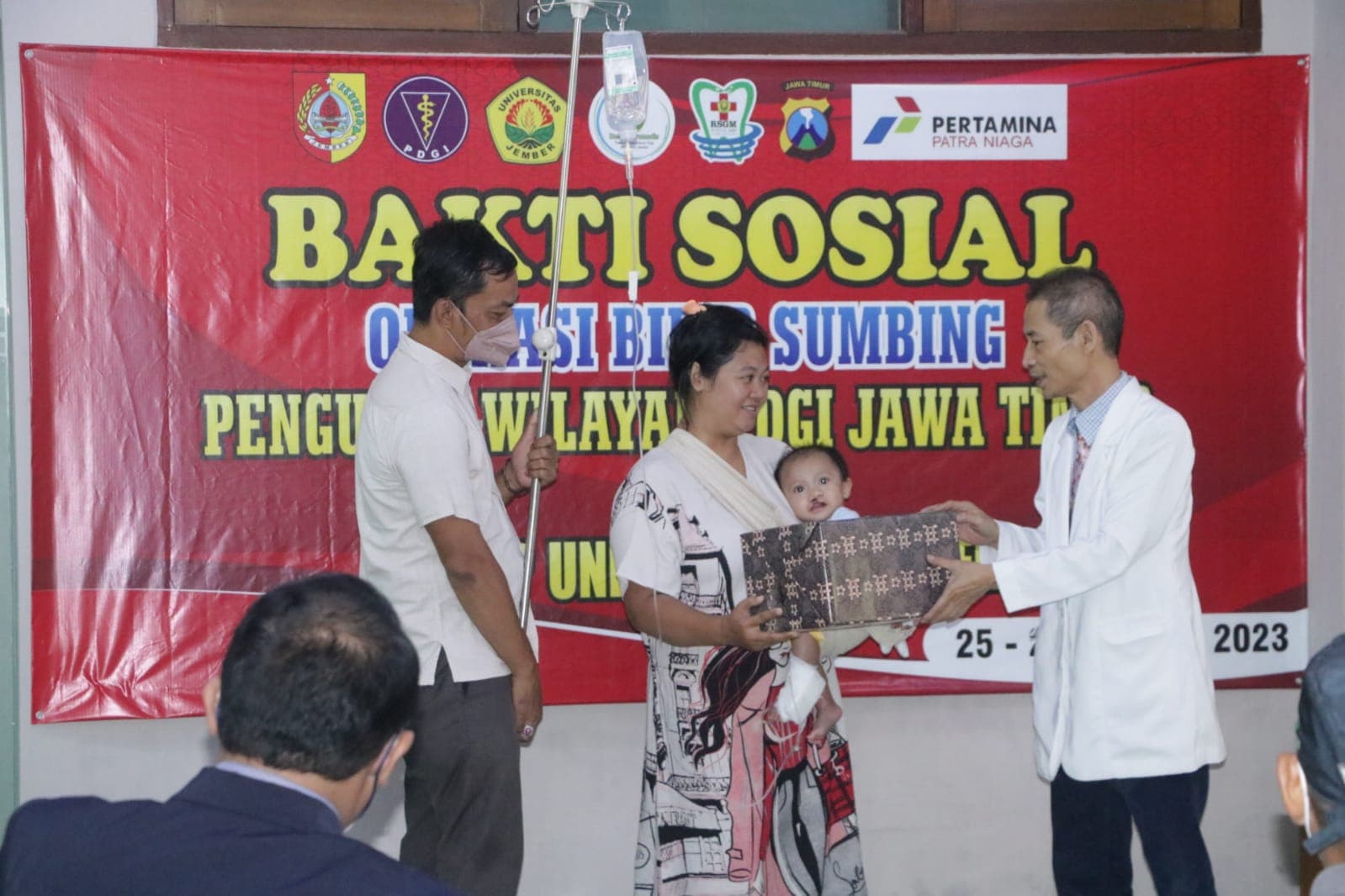 RSGMP Universitas Jember dan PDGI Pengwil Jawa Timur Gelar Operasi Bibir Sumbing