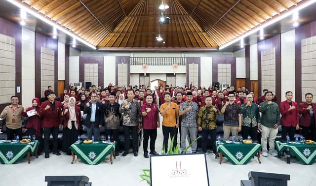 Kunjungan Kerja Wamendiktisaintek Fauzan di Bali