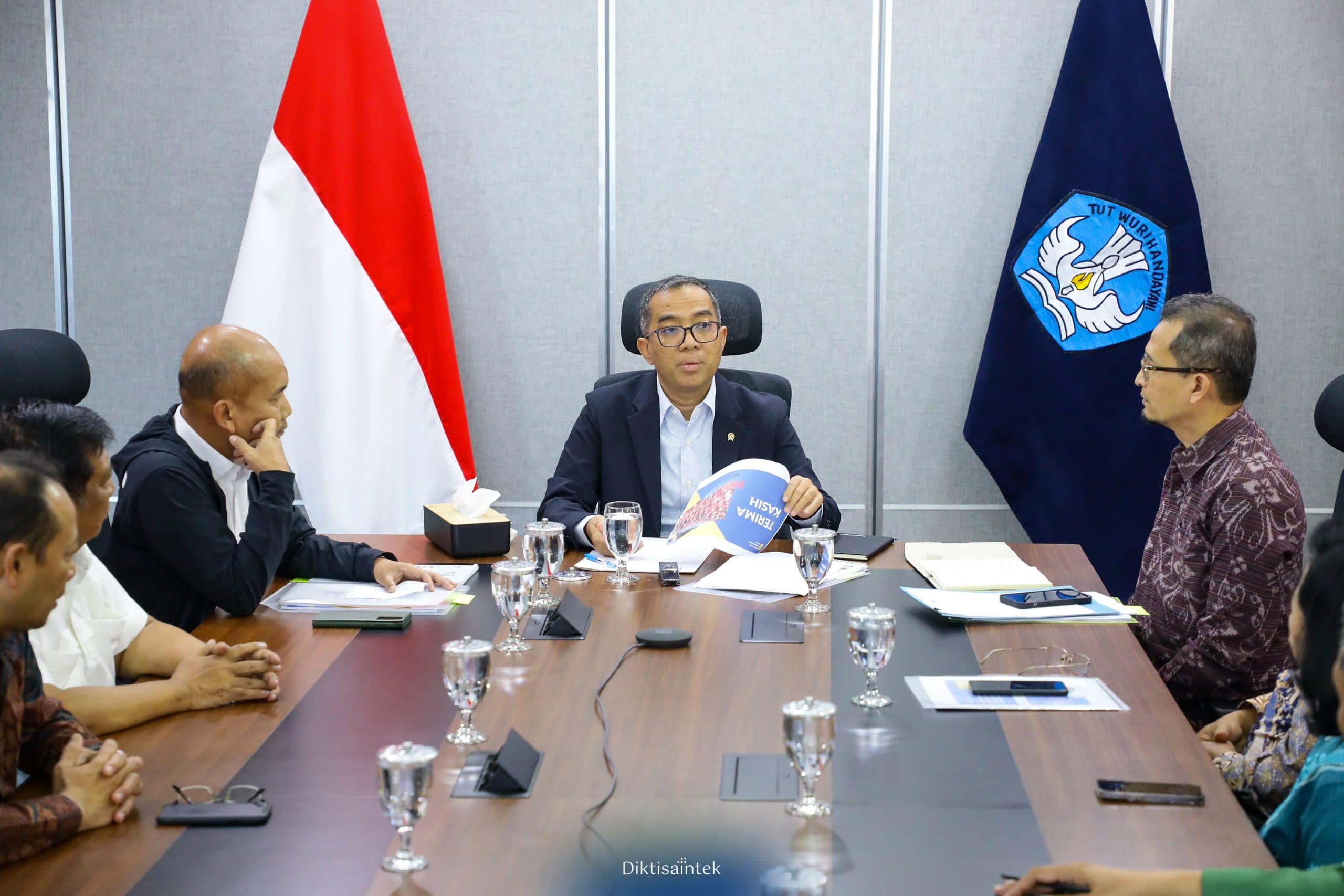 POMNAS 2025 Digelar di Jawa Tengah, Menteri Brian Pacu Semangat Olahraga Jadi Ikon Mahasiswa