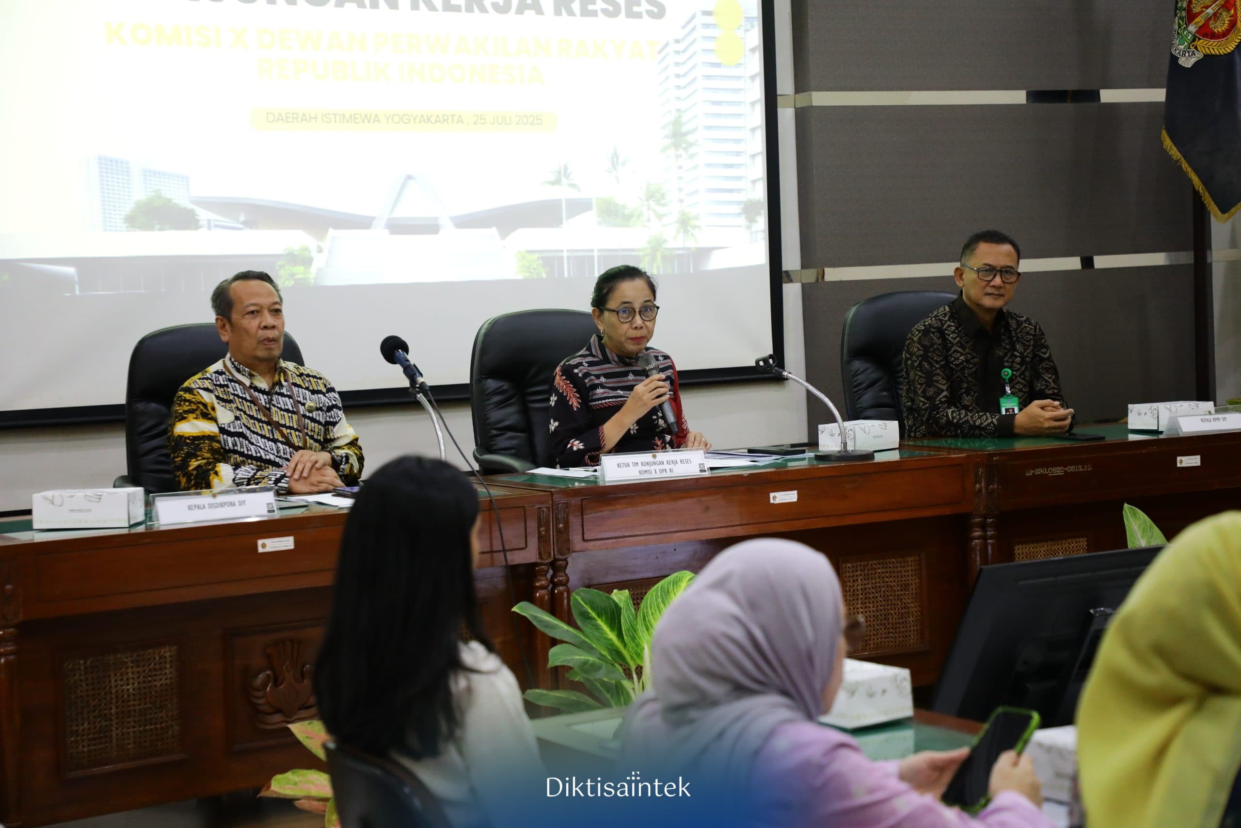 Kemdiktisaintek dan Komisi X DPR RI Kunker ke  Yogyakarta, Fokuskan Pengawasan Anggaran Program Prioritas Pendidikan
