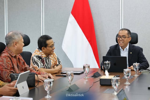 Mendiktisaintek Menerima Audiensi Dengan Lembaga Pengelola Layanan Pendidikan