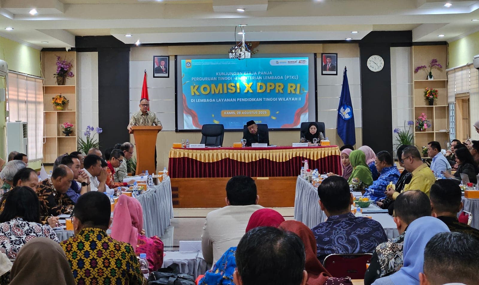 Komisi X DPR dan Kemdiktisaintek Dorong Relevansi Prodi PTKL di LLDikti Wilayah II Sesuai Kebutuhan Nasional dan Daerah