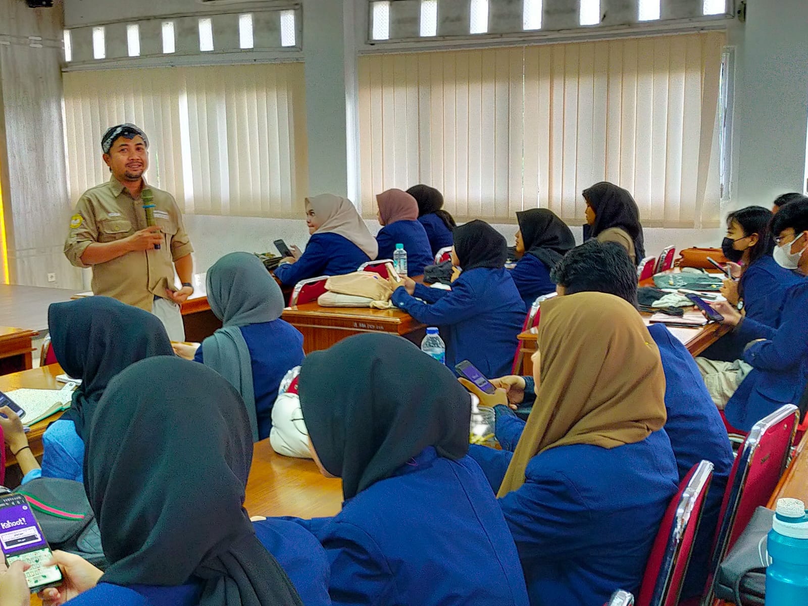 Hibah PKKM Perkuat Kinerja: Joint Teaching Ilmu Komunikasi UNSOED di UNIB