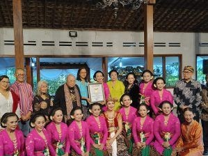 Jurusan Tari FSP ISI Yogyakarta berhasil meraih Rekor Dunia