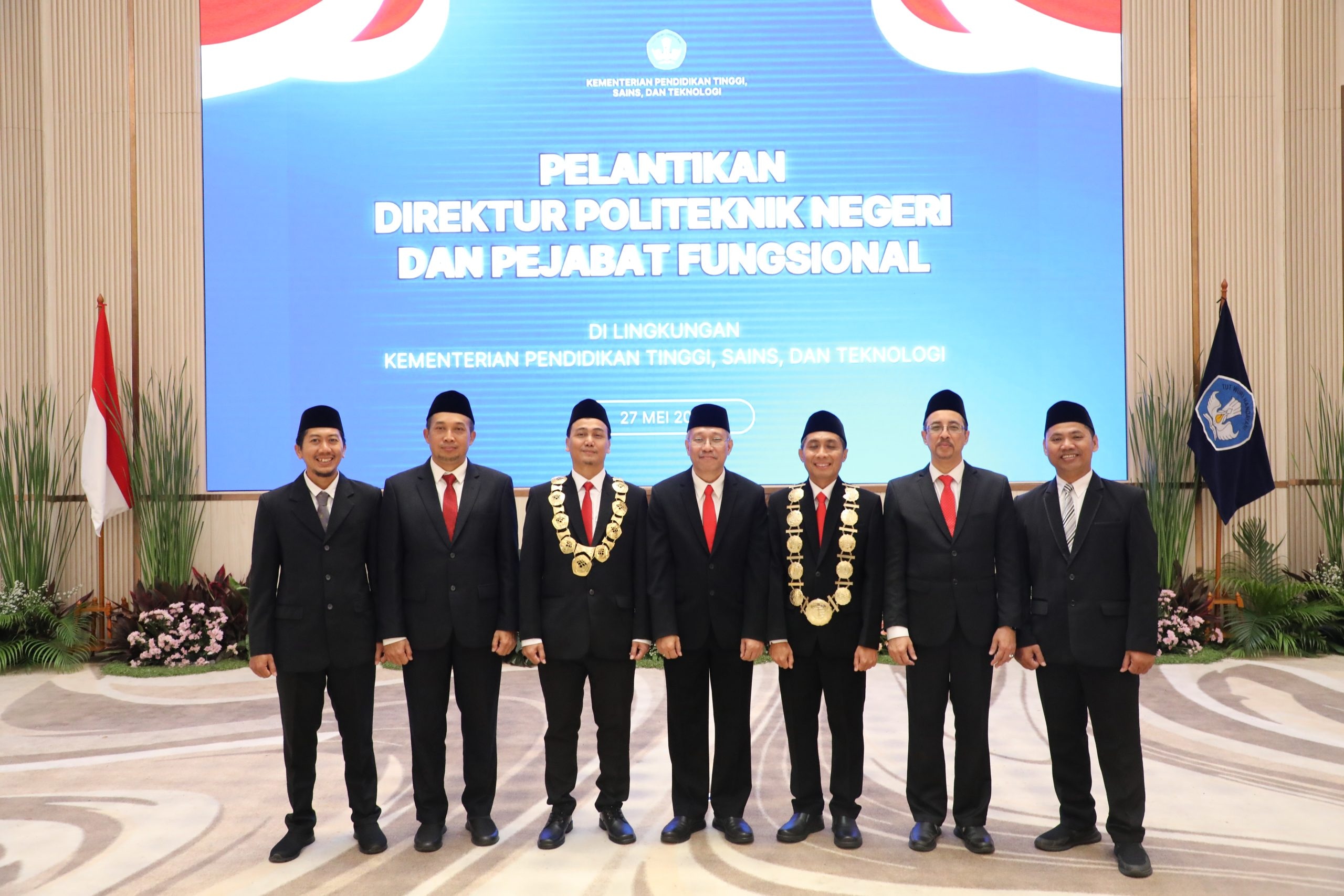 Sesjen Kemdiktisaintek Lantik Pimpinan Perguruan Tinggi Negeri dan Pejabat Fungsional di Lingkungan Kemdiktisaintek
