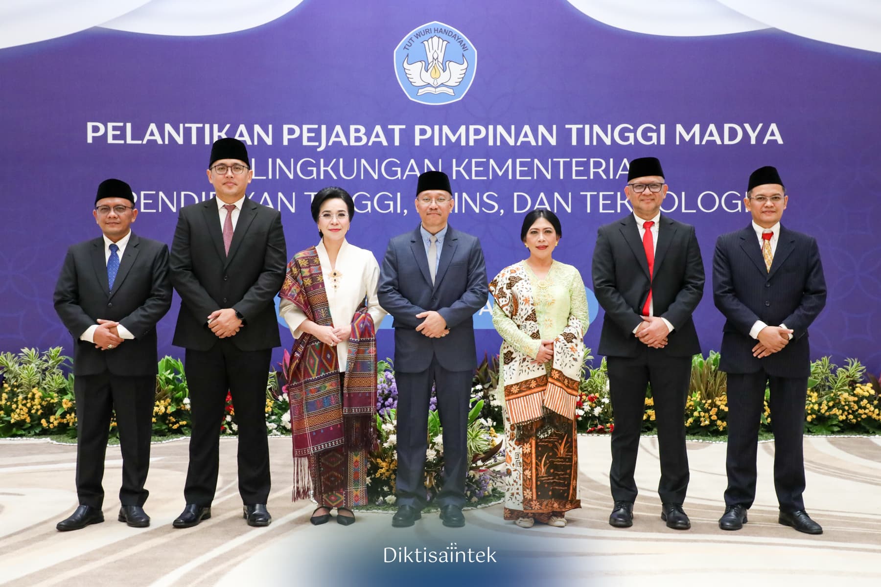 Mendiktisaintek Lantik Tujuh Pejabat Pimpinan Tinggi Madya di Lingkungan Kemdiktisaintek