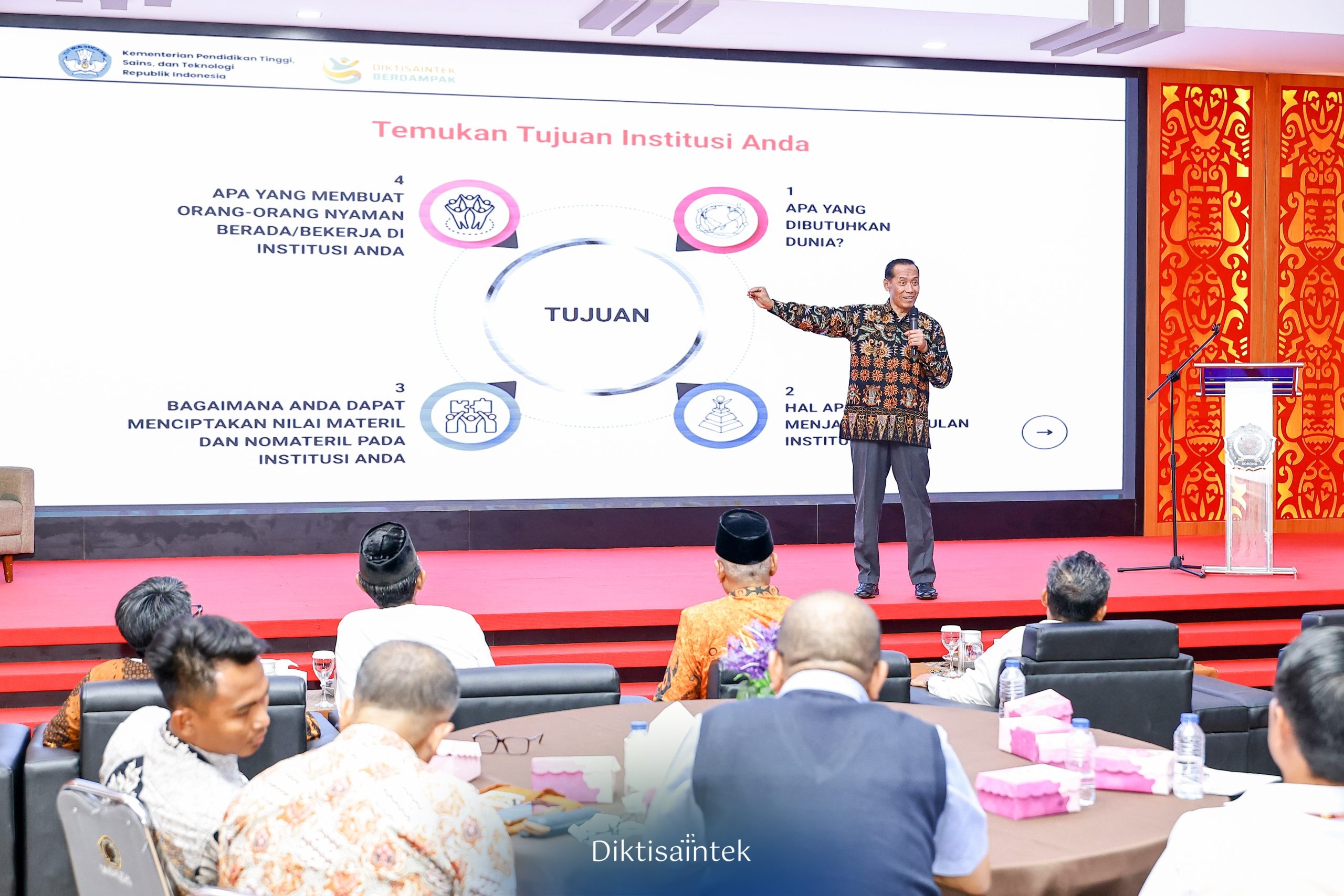 Pemerataan Akses Pendidikan Tinggi di Papua Barat: UNIMUTU Teluk Bintuni dan Kartu Smart, Bukti Nyata Keberpihakan Negara