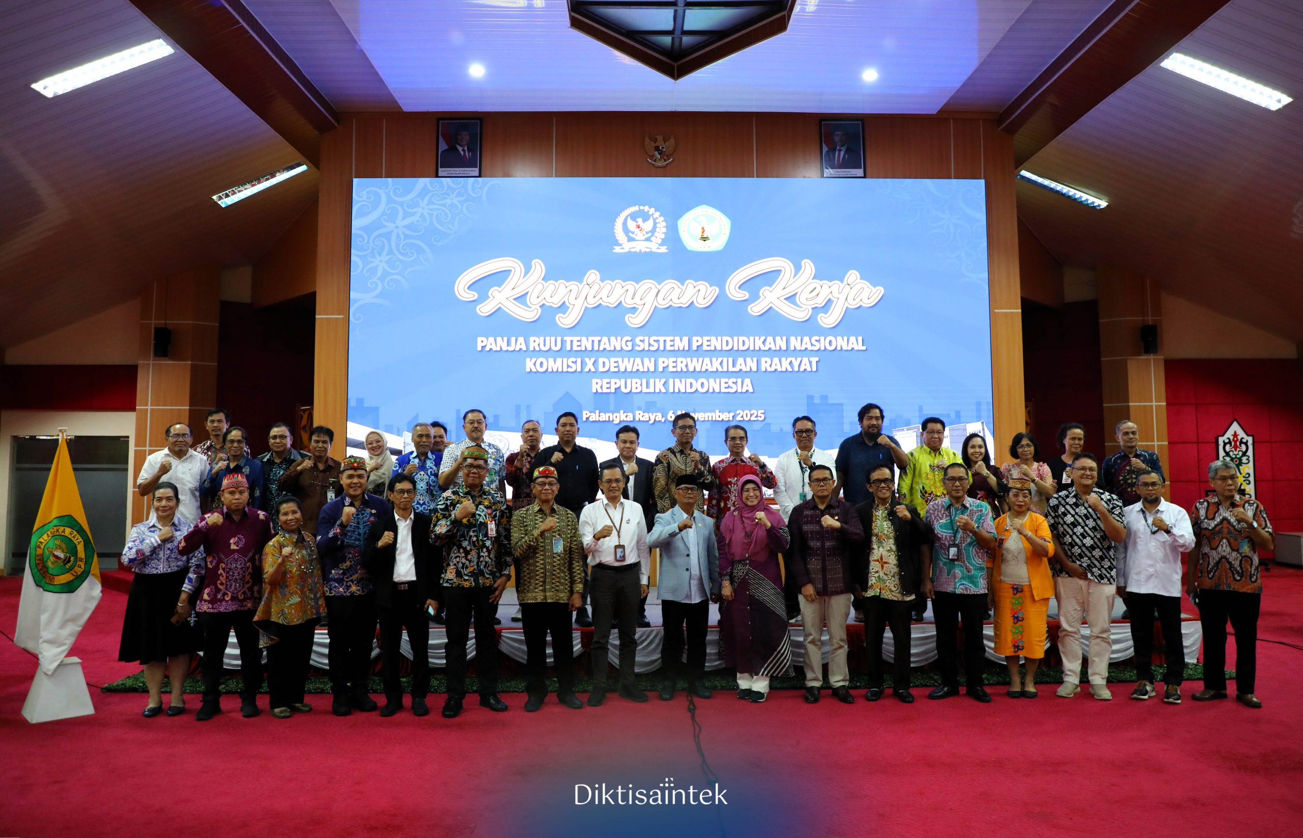 Kemdiktisaintek dan Komisi X DPR RI Himpun Aspirasi Warga Kalteng untuk Terkait Rencana Revisi UU Sisdiknas